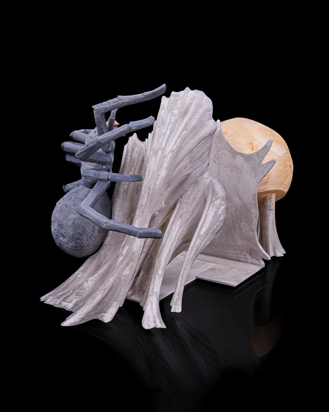 Thread of Horror Bookend