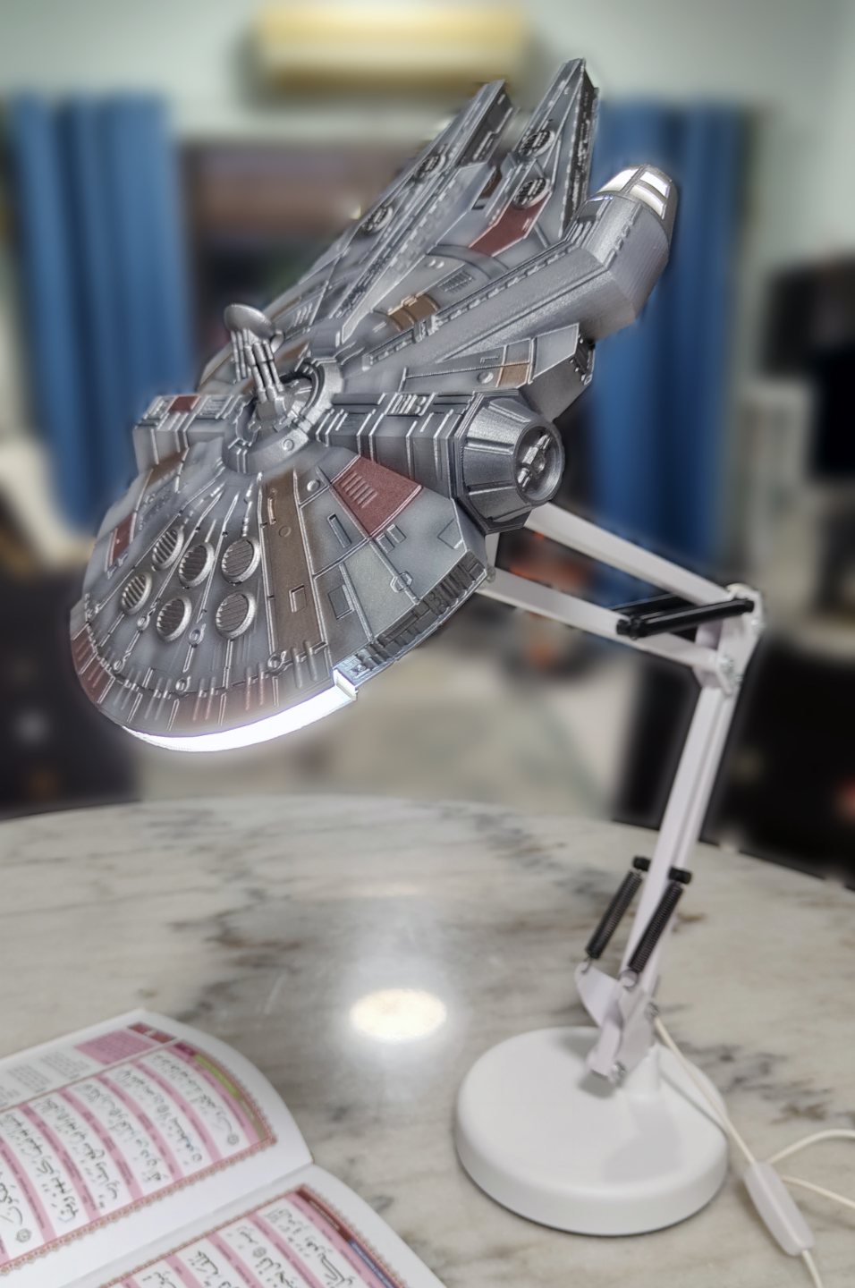 Millennium Falcon Desk Lamp Kit