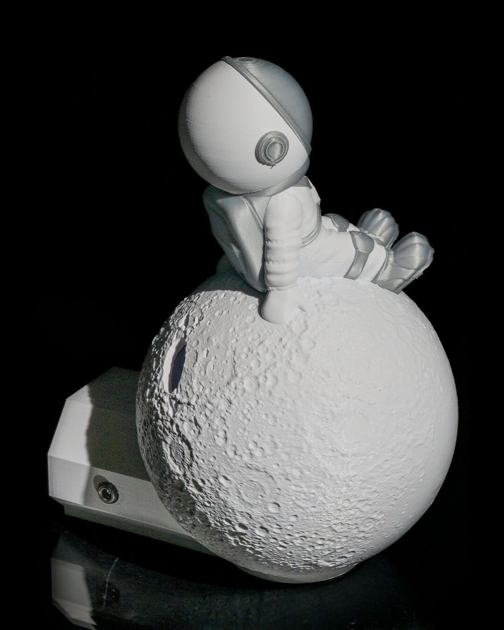 Wondering Astronaut