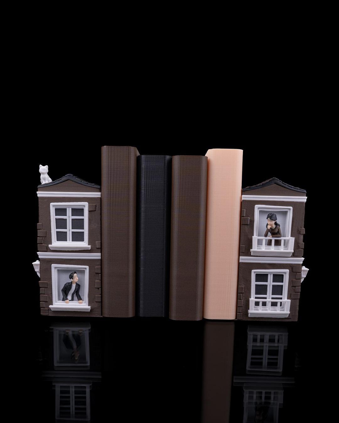 Romance in between Bookend