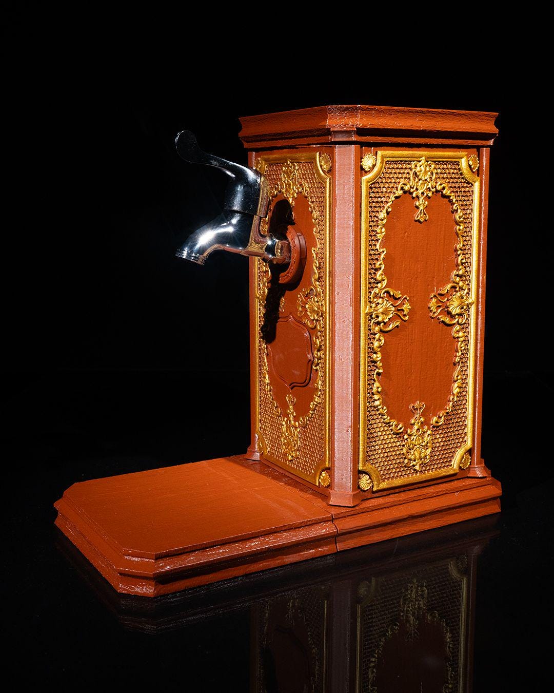 Classic Bottle Dispenser