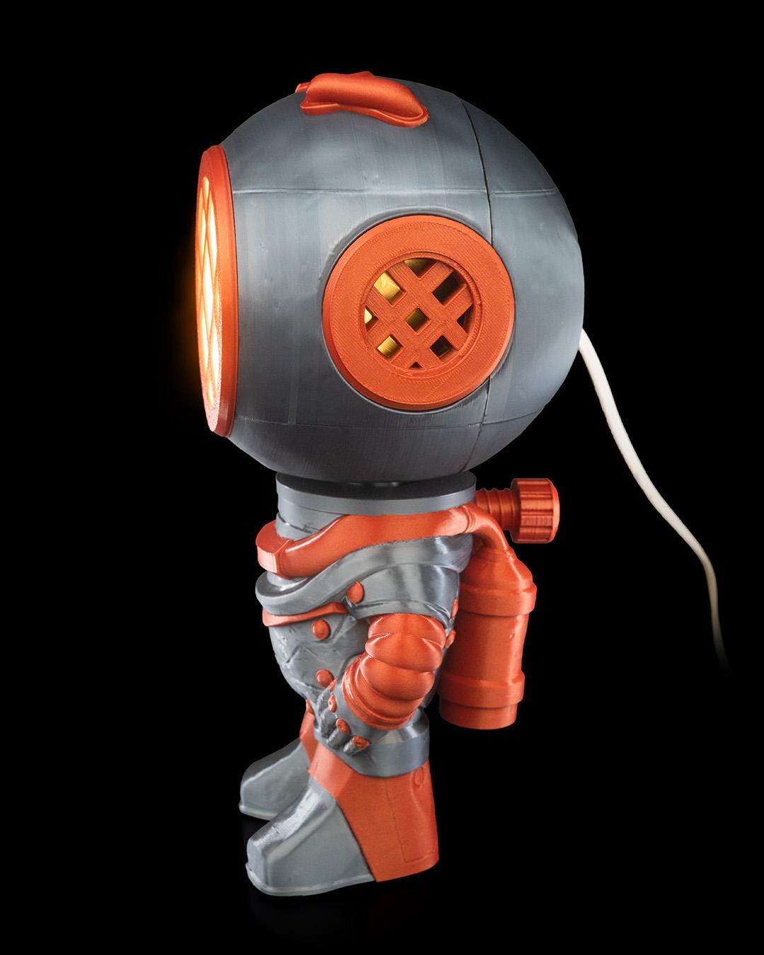 Mecha Diver - Table Lamp