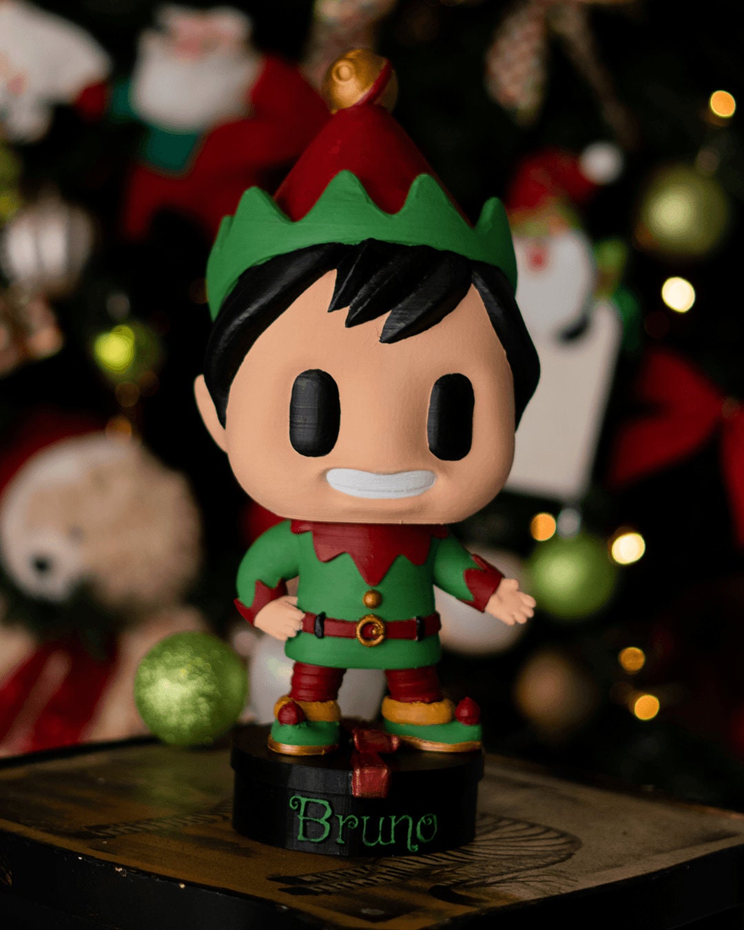 Customizable Elves