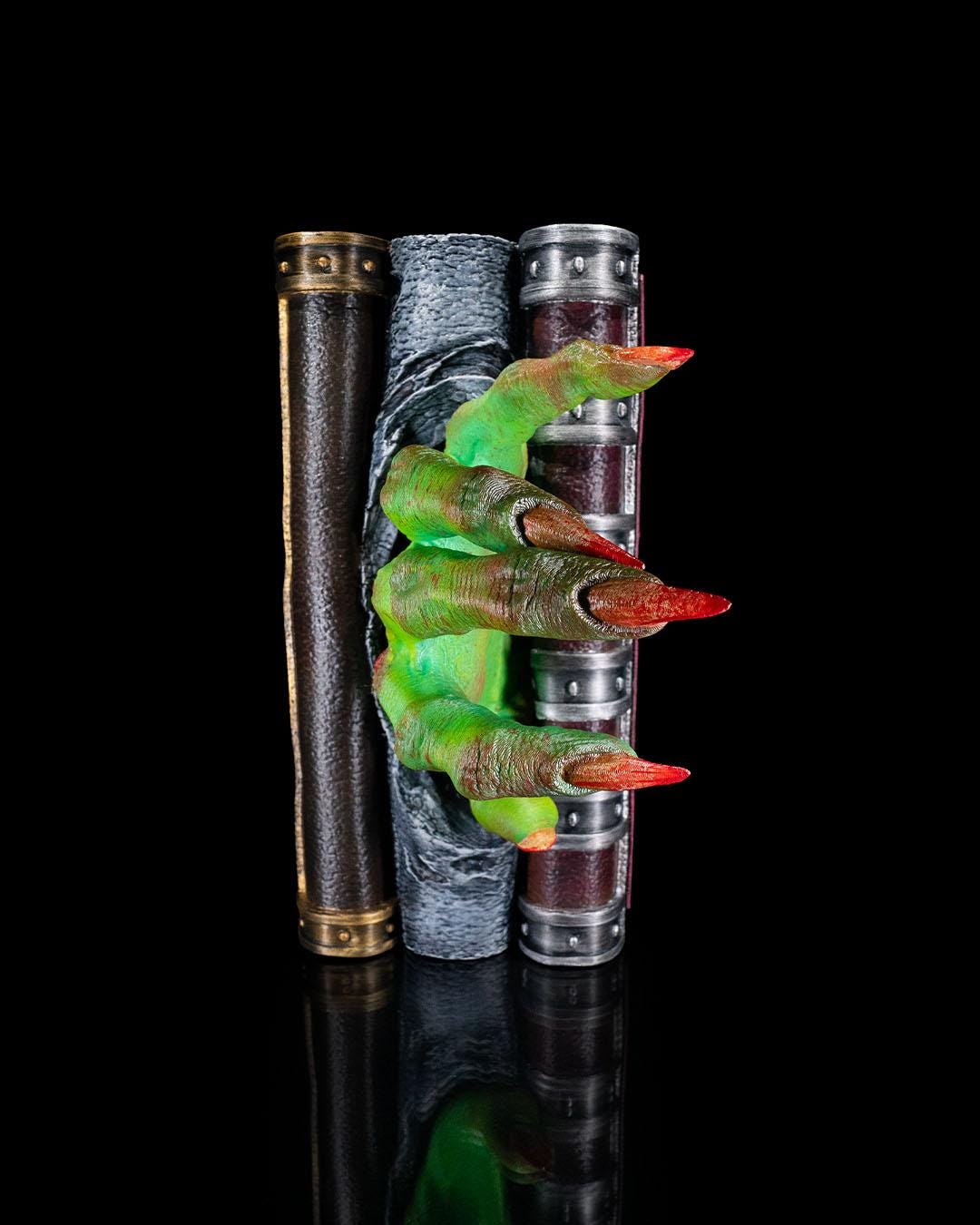 Creeping Out Book Nook