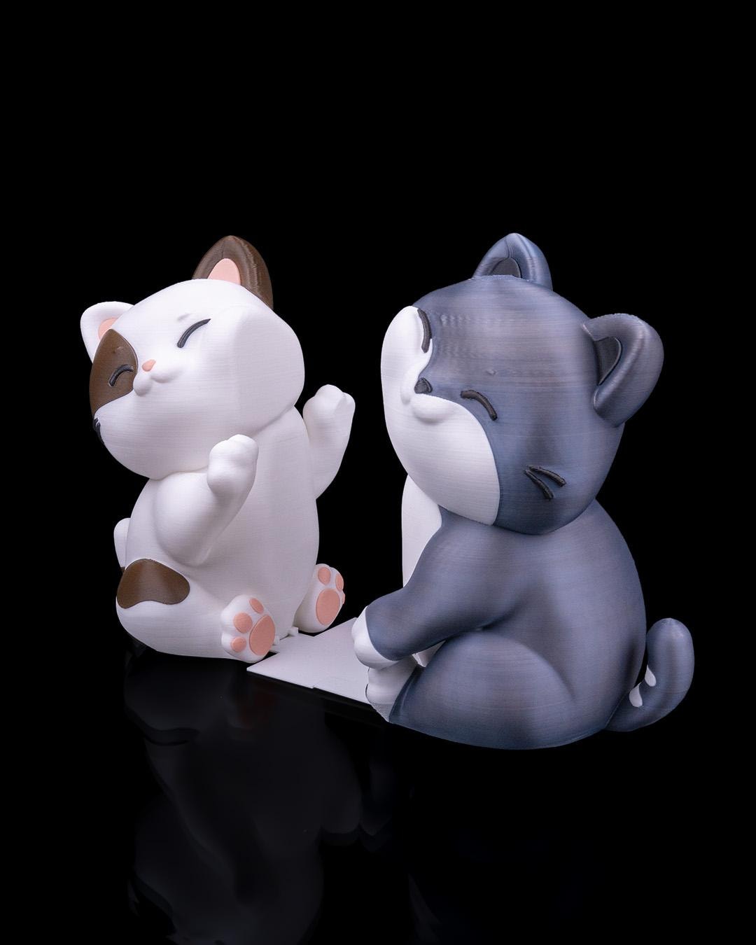 Cozy Snuggles Bookend