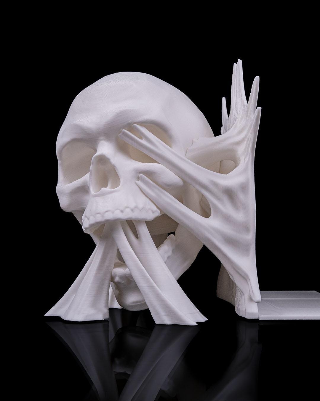 Thread of Horror Bookend