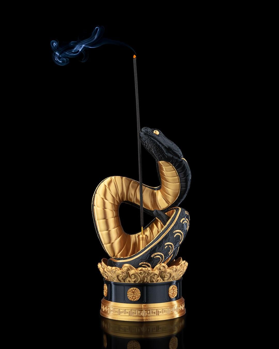 Naja Incense Holder