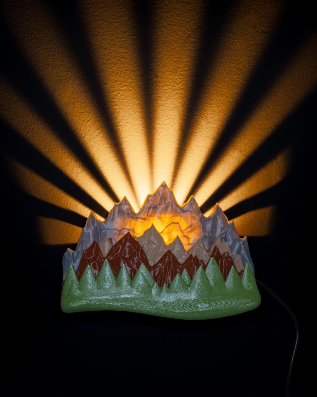Mountain Sightseeing Wall Light