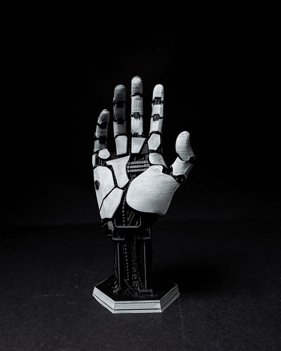 Robot Hand Controller Holder - ready for paint