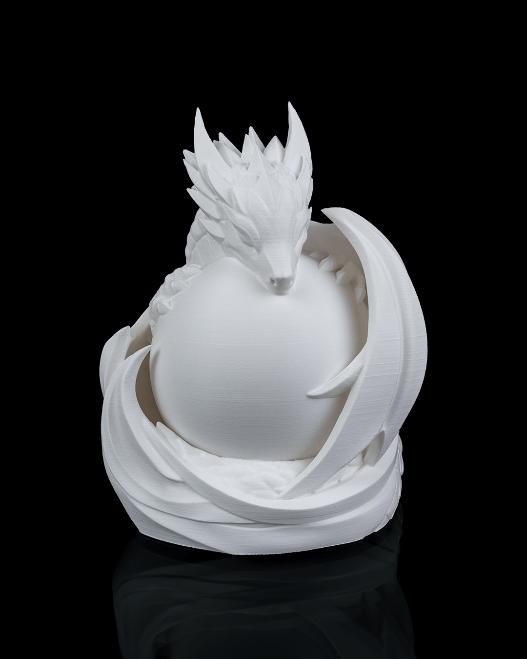 3D Printed Dragon Sphere - Table Lamp - Printed in PLA Plastic - RGB Color Changing Lighting - Remote control