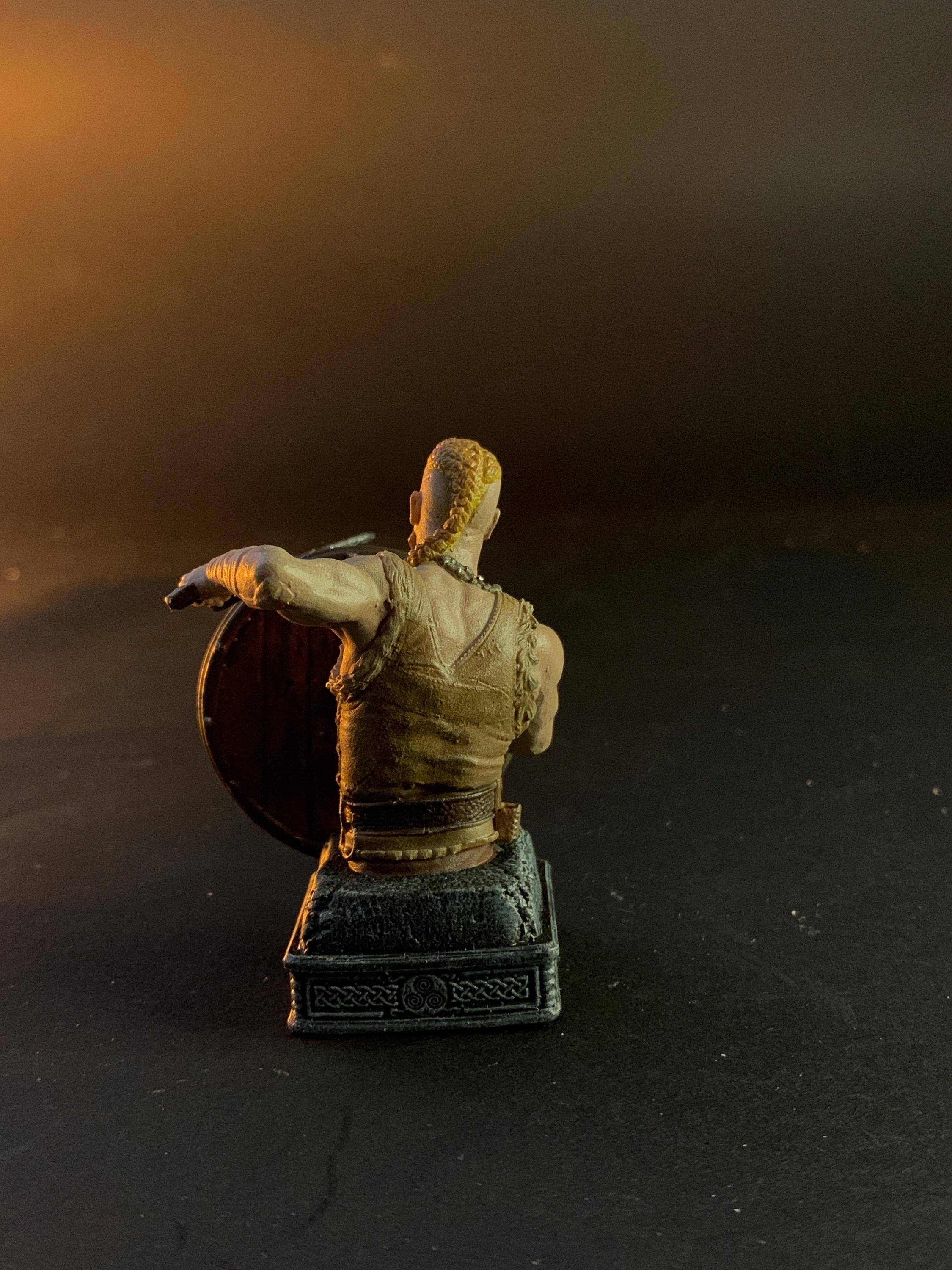 Solid Resin Viking Half Chess Set (16 pieces )