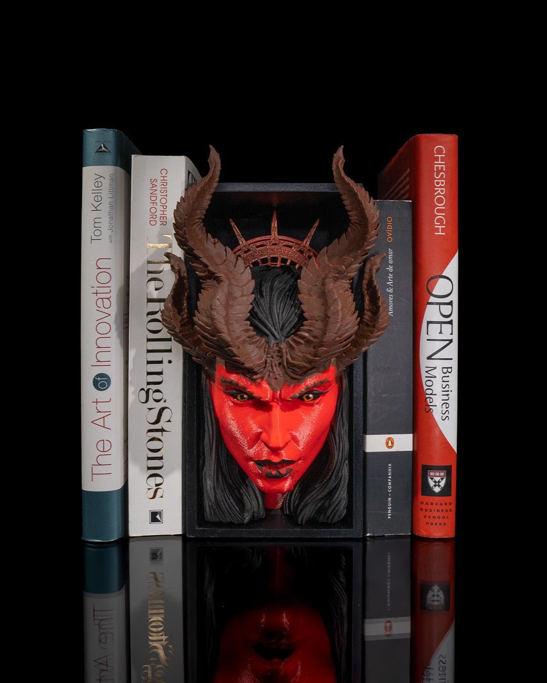 Succubus to Books Book Nook