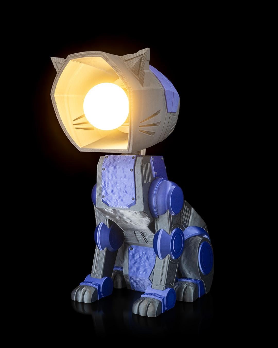 Mecha Cat - Table Lamp
