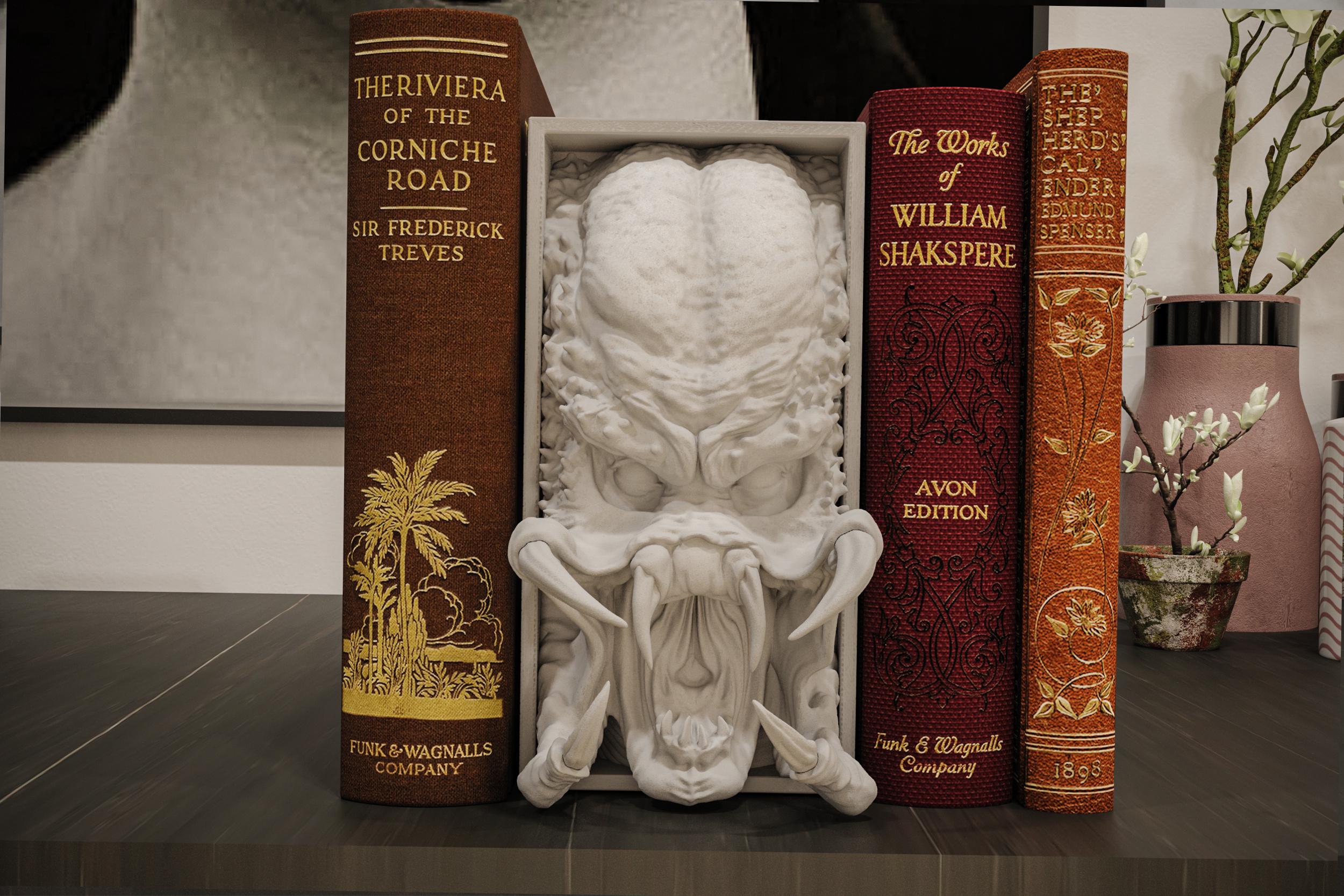 Predator Book Nook and Wall Mount