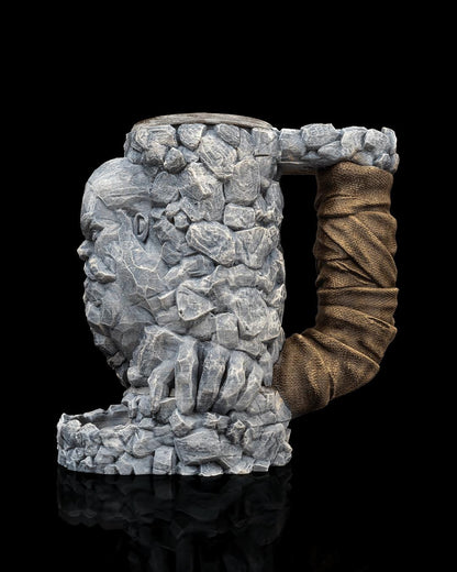 Stonebeard Hold Can Holder & Dice Tower