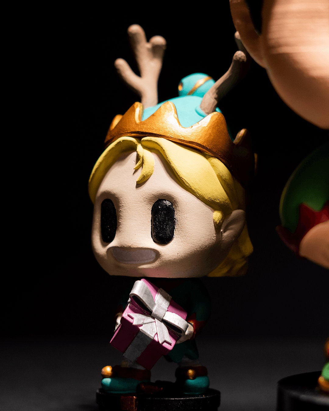 Customizable Elves