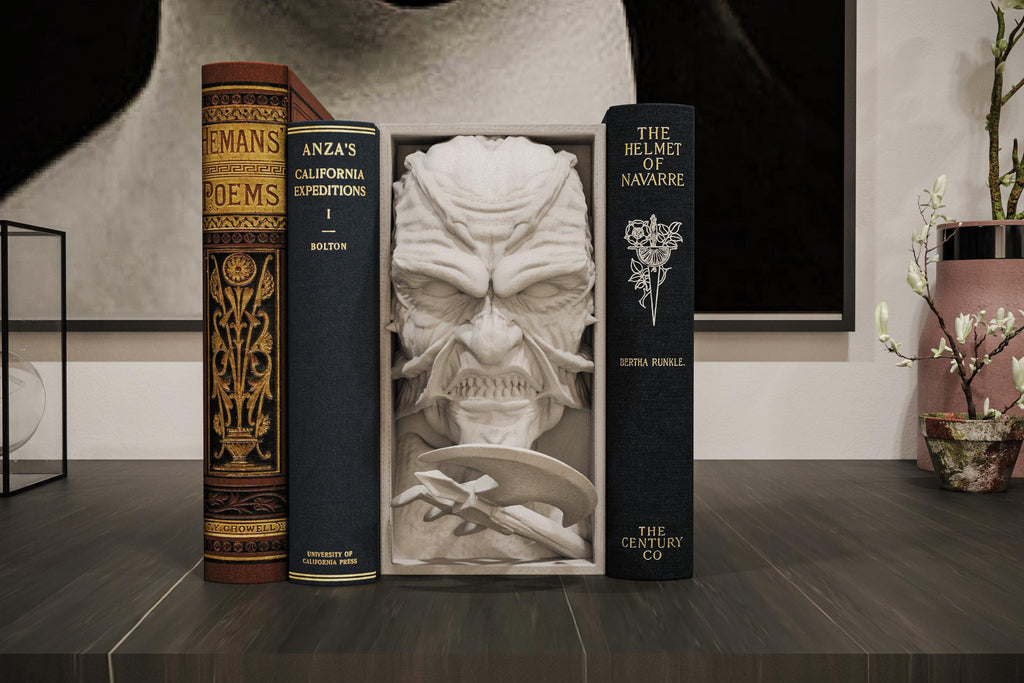 The Creeper Book Nook and Wall Mount
