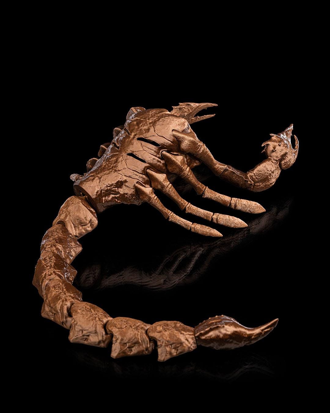 Scorpion Grasp Halloween Mask